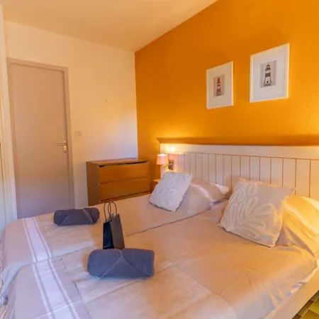 Vanae, T2 Terrasse, Piscine, à Pied, Parking * Agde